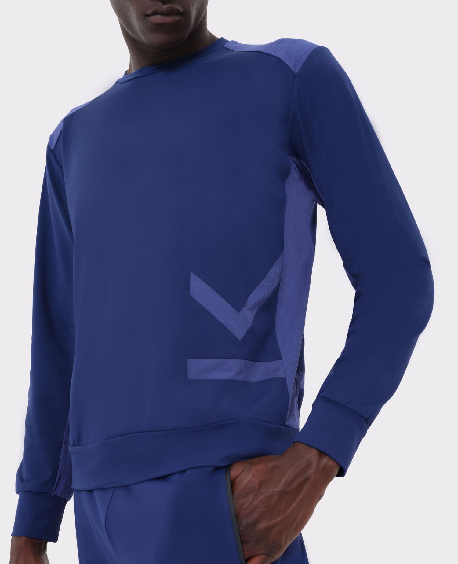 main product photo Essential Sweater Blu