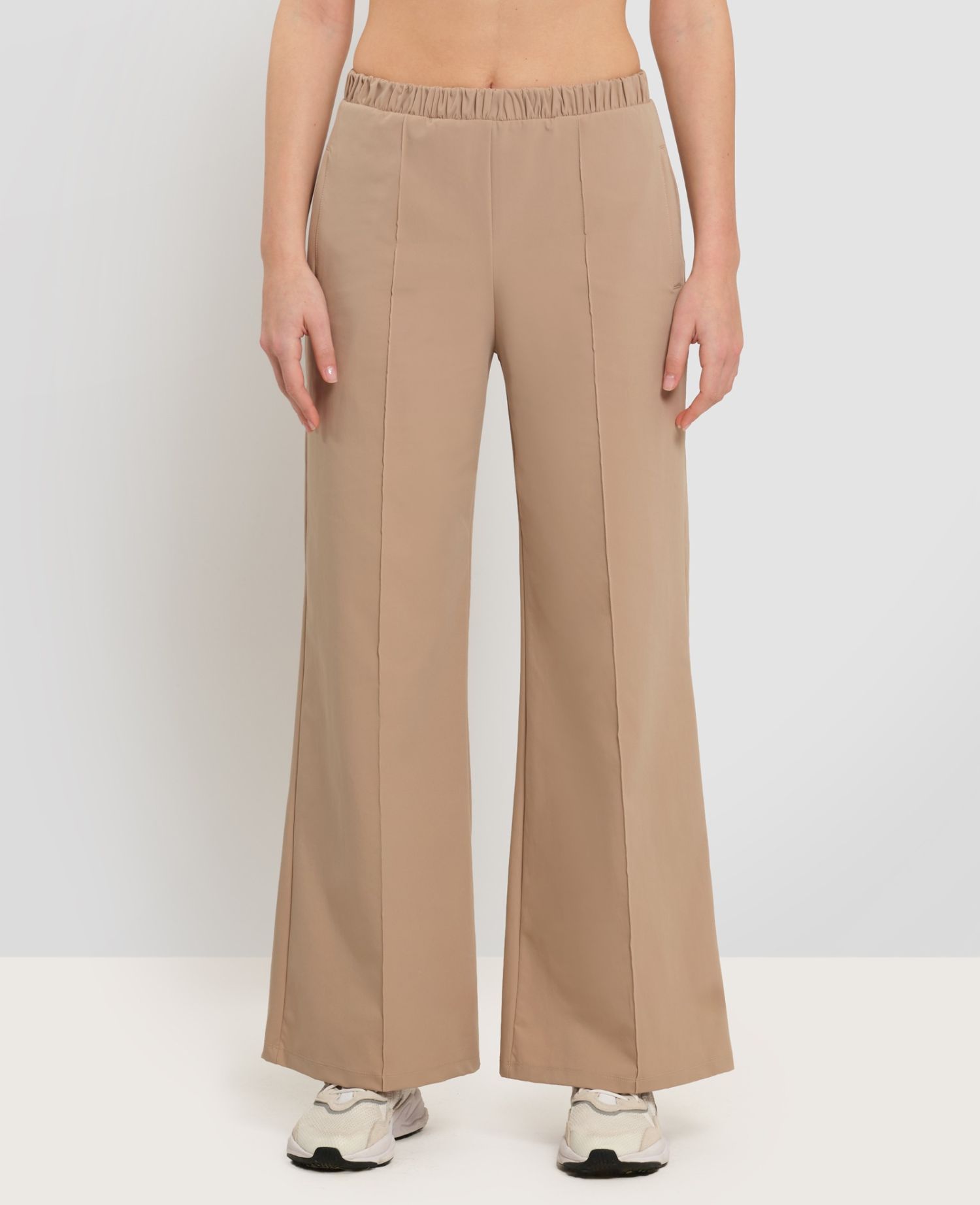 Wide-leg Joggers Beige