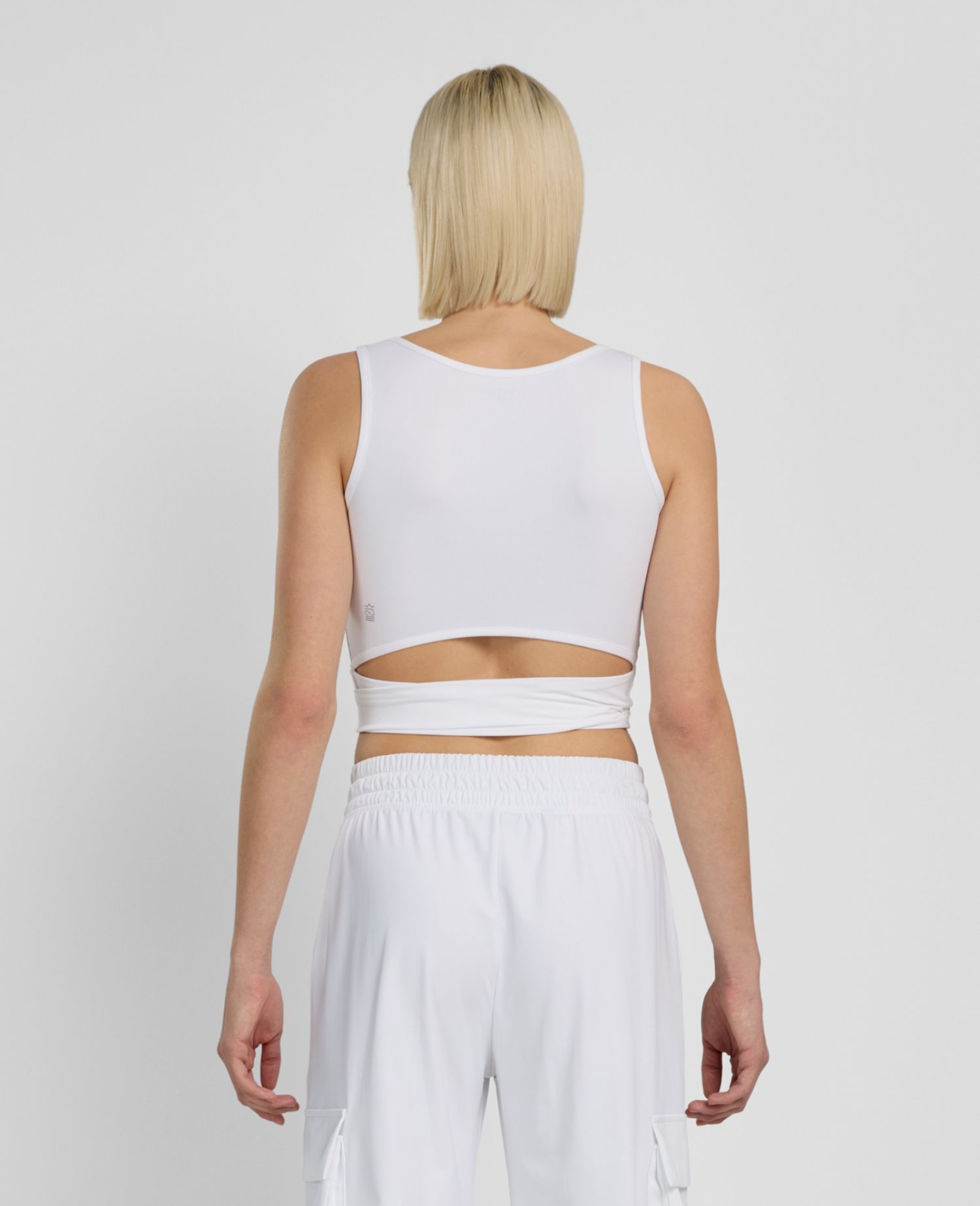 main product photo Essential Crossed Tank Top Bianco
