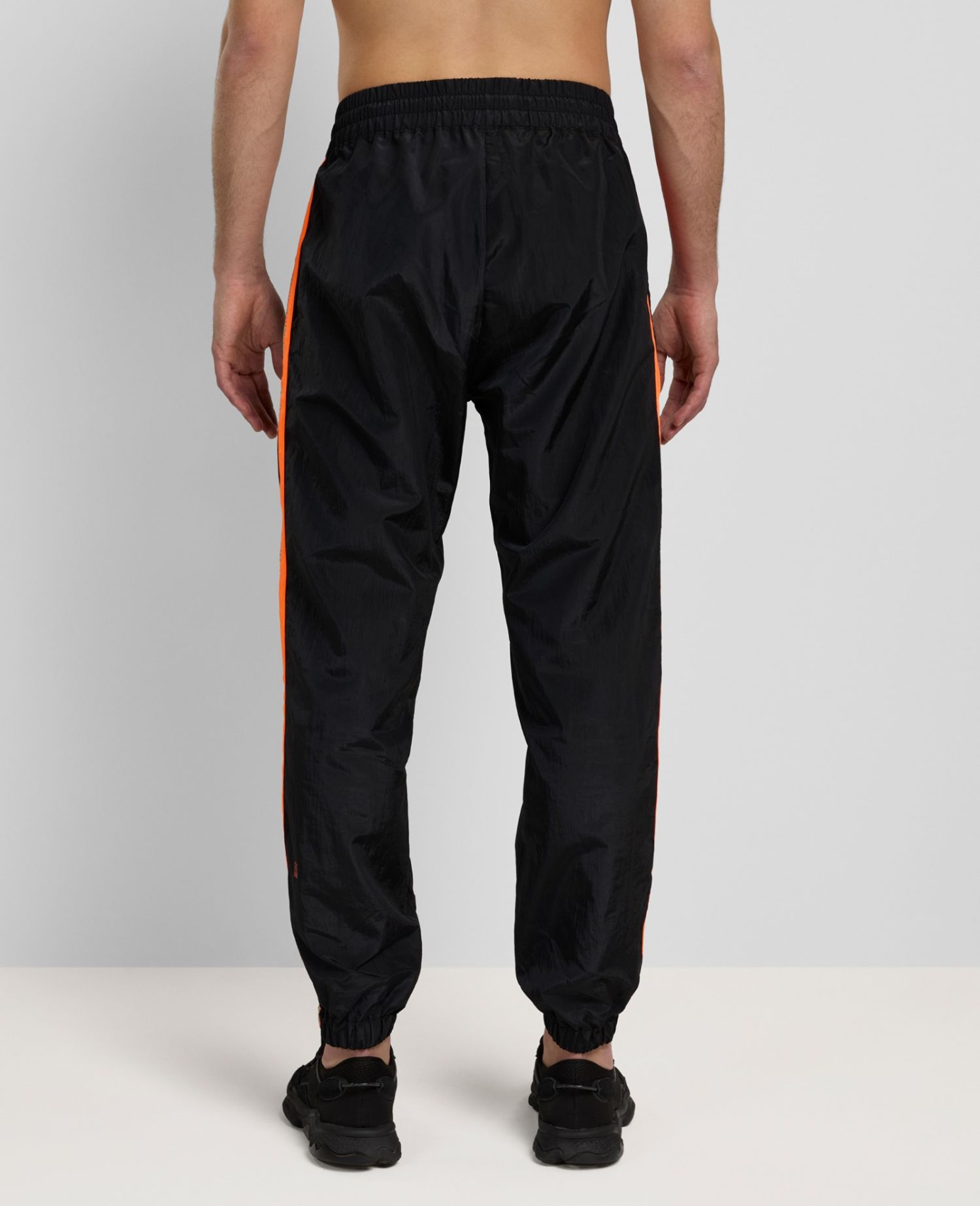 main product photo Club Retro Joggers Nero