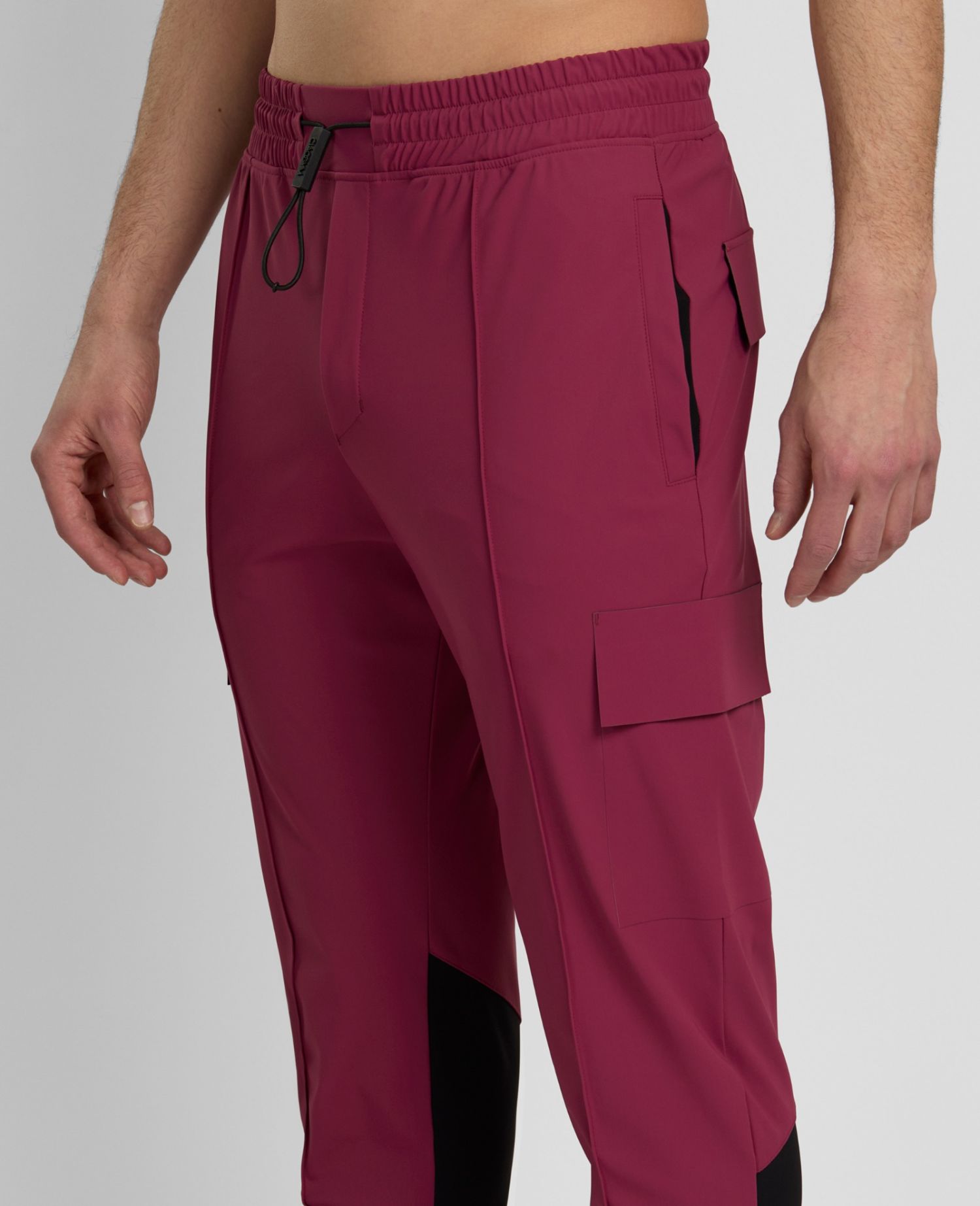 main product photo Essential Trousers Bordeaux