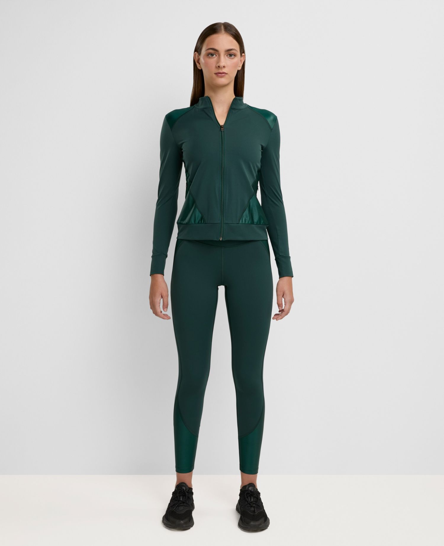 main product photo Tight Sweatshirt Green