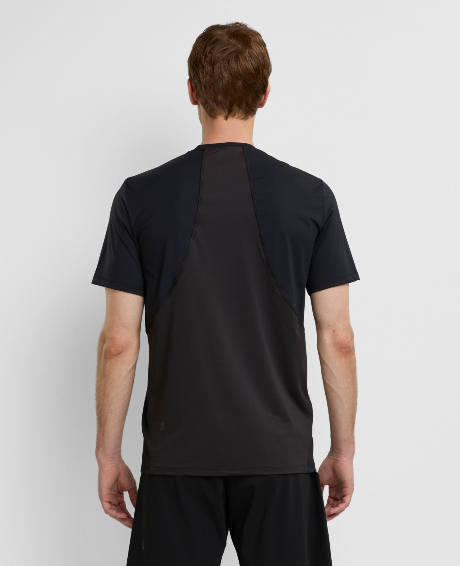 main product photo Training T-Shirt Black
