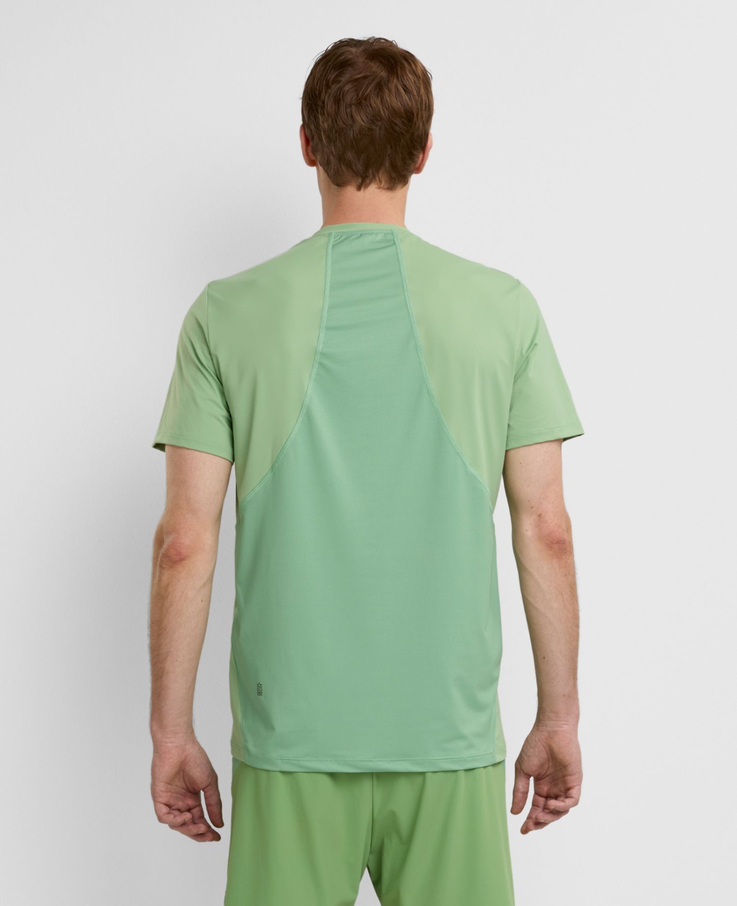 main product photo Training T-Shirt Green