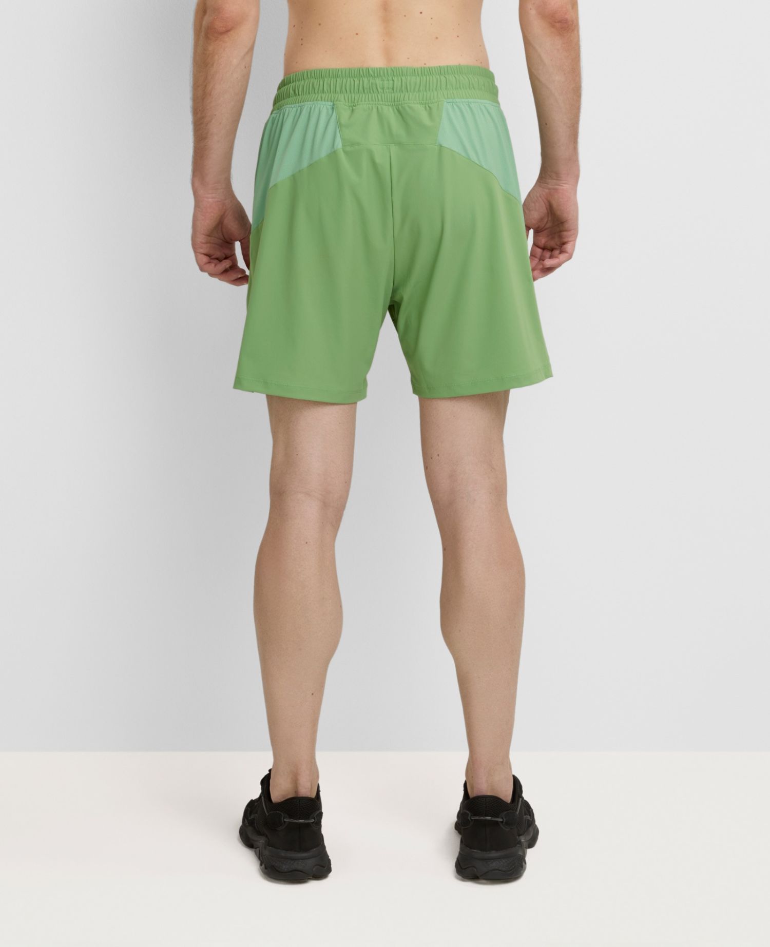 main product photo Training Shorts Green
