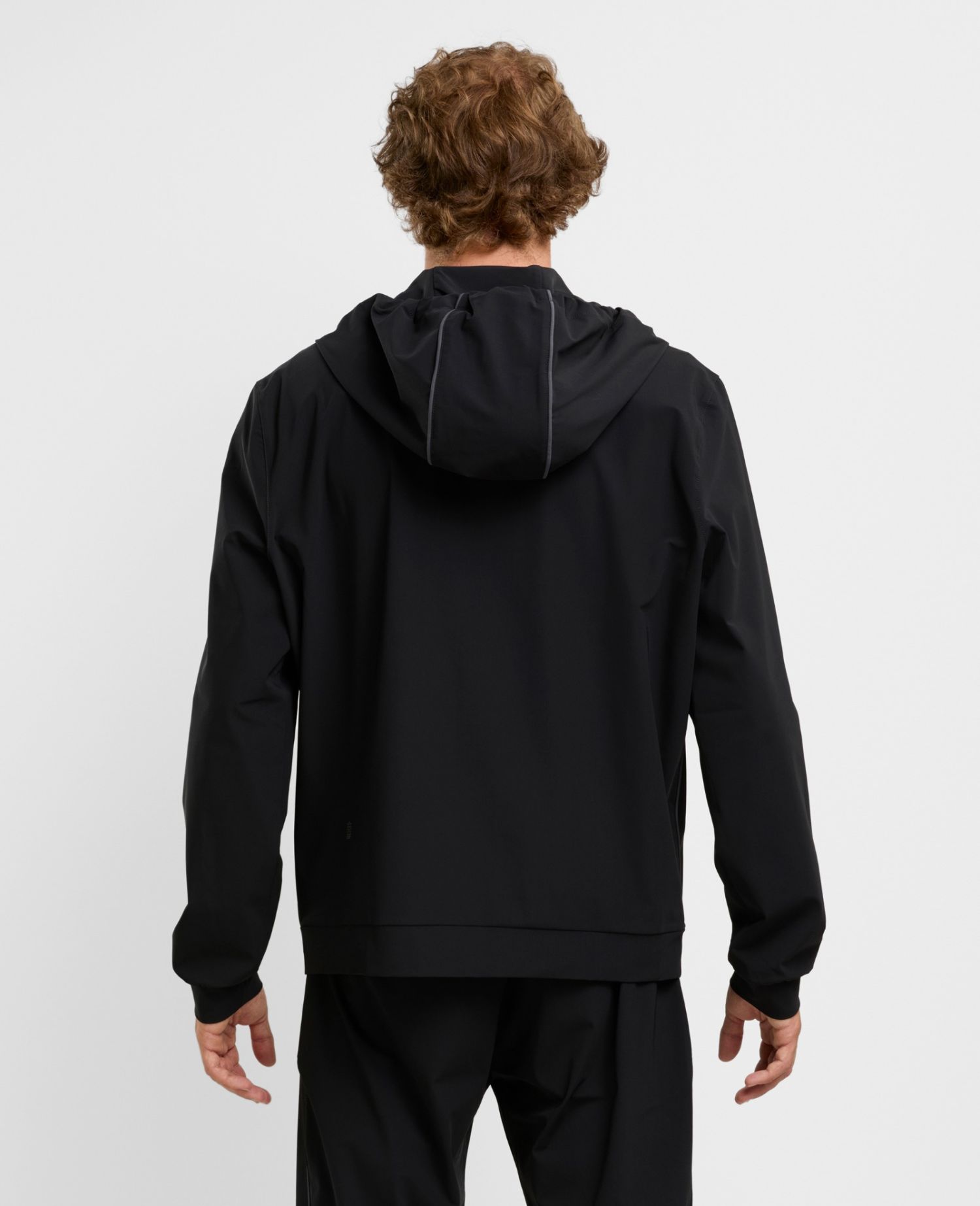 main product photo Energy Sweatshirt Black