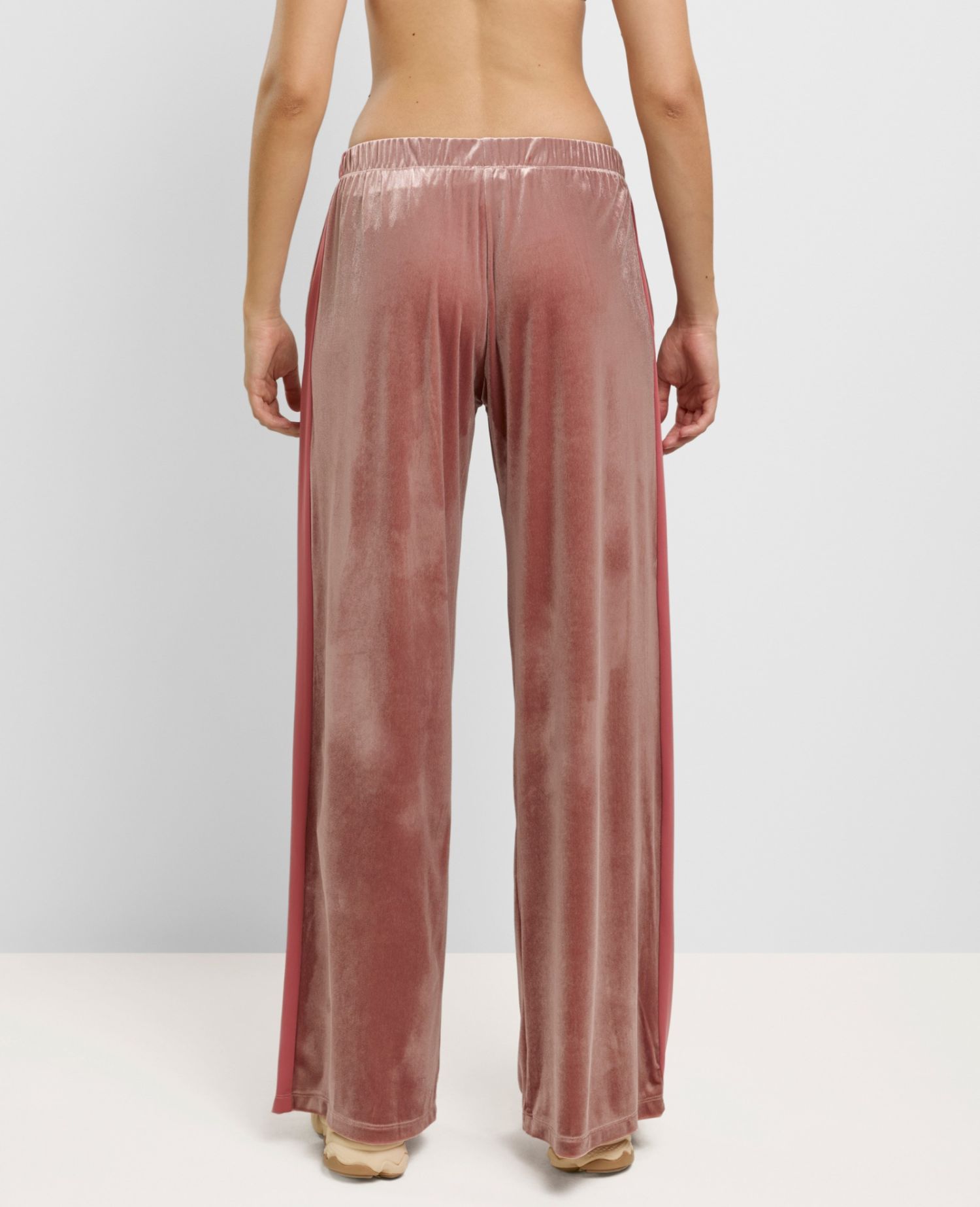 main product photo Chenille Trousers Rosa