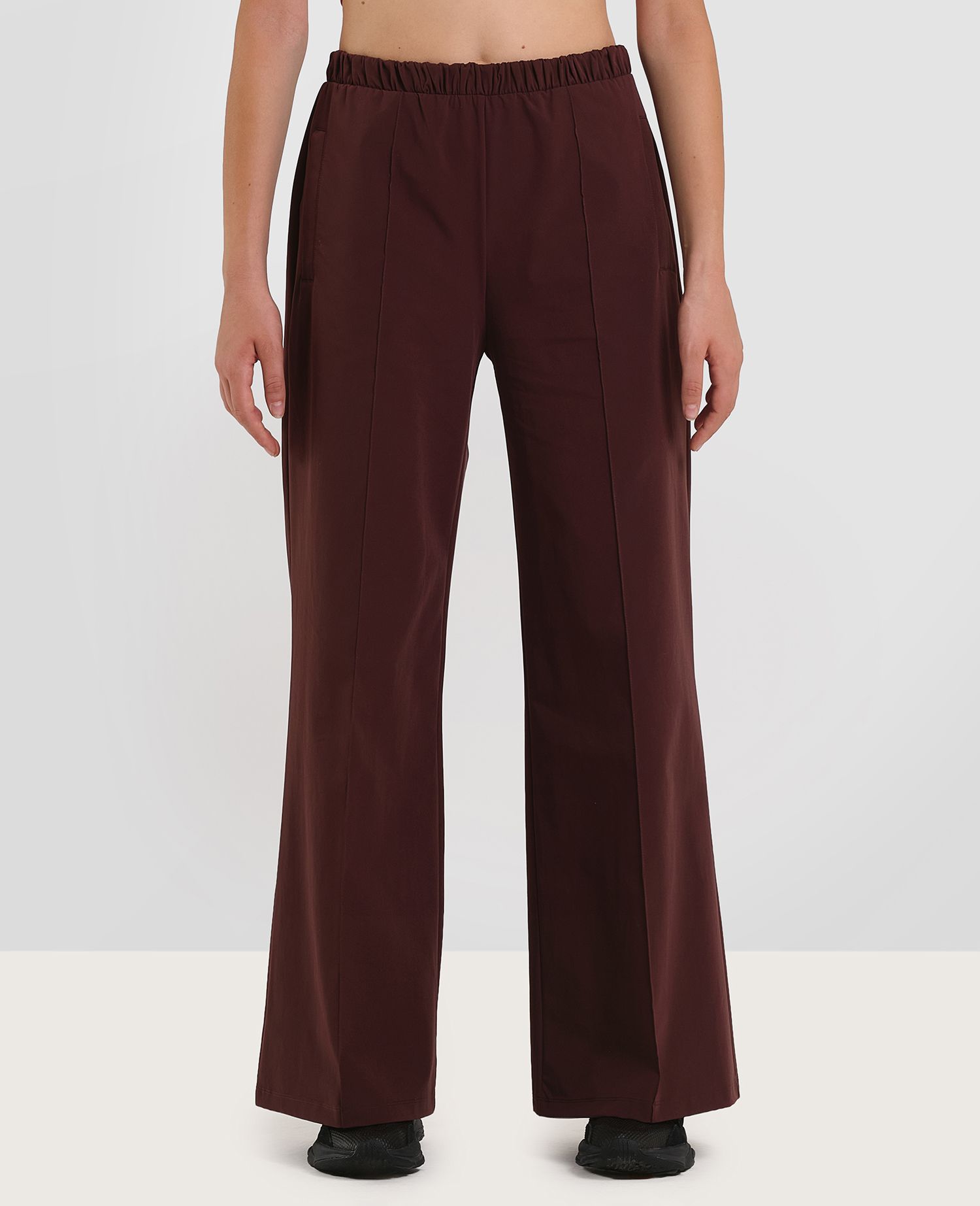 Wide-leg Joggers Brown