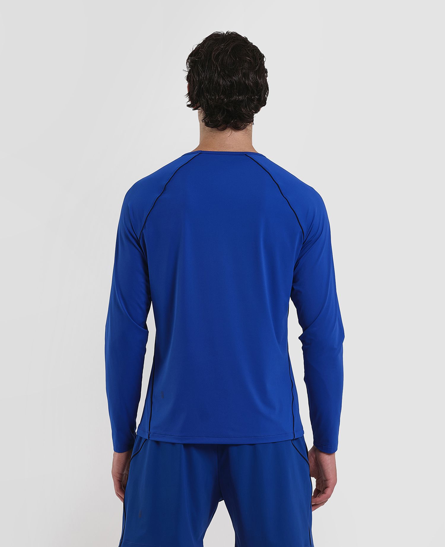 main product photo Outline Longsleeved T-shirt Blue