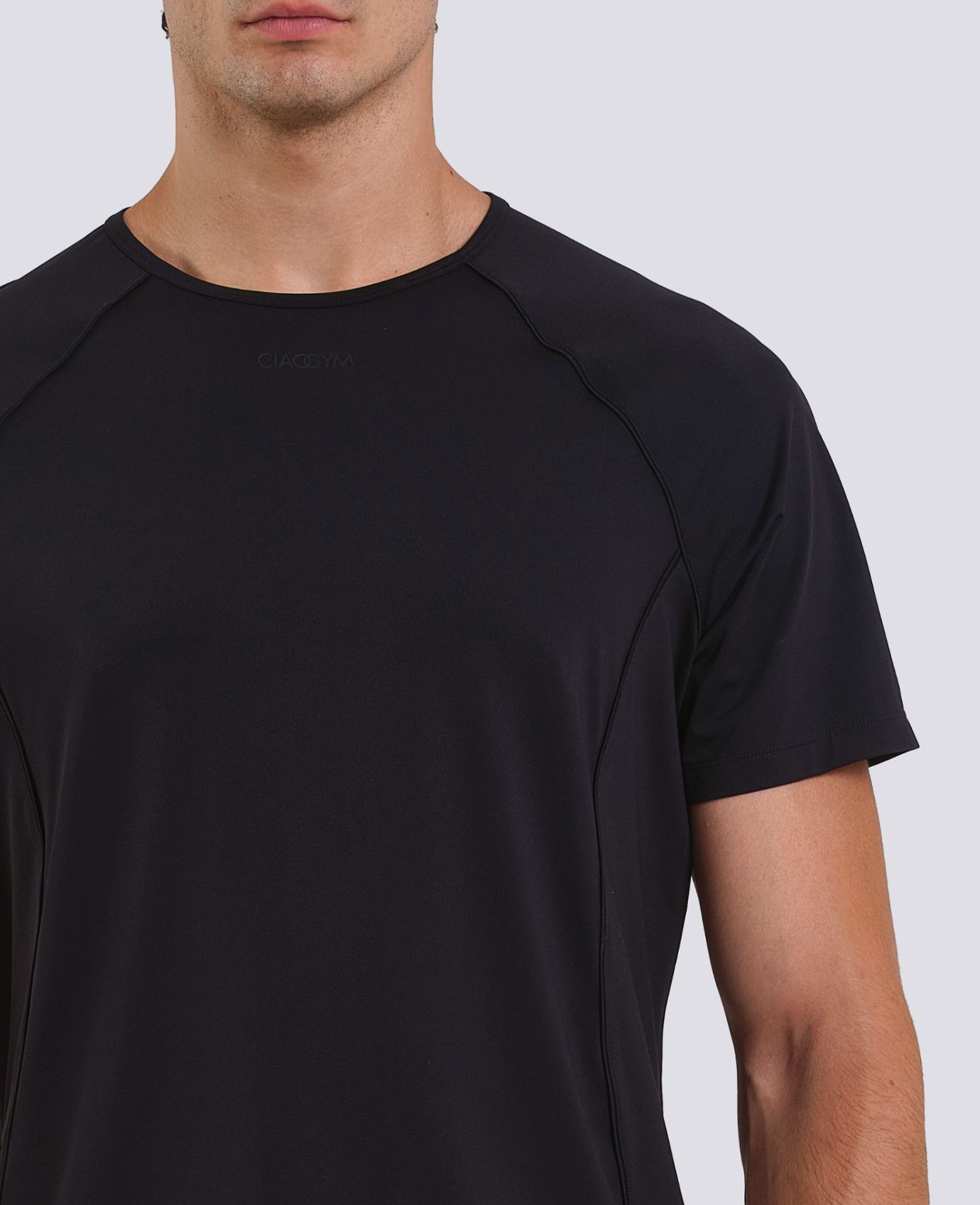 main product photo Outline Training T-shirt Nero