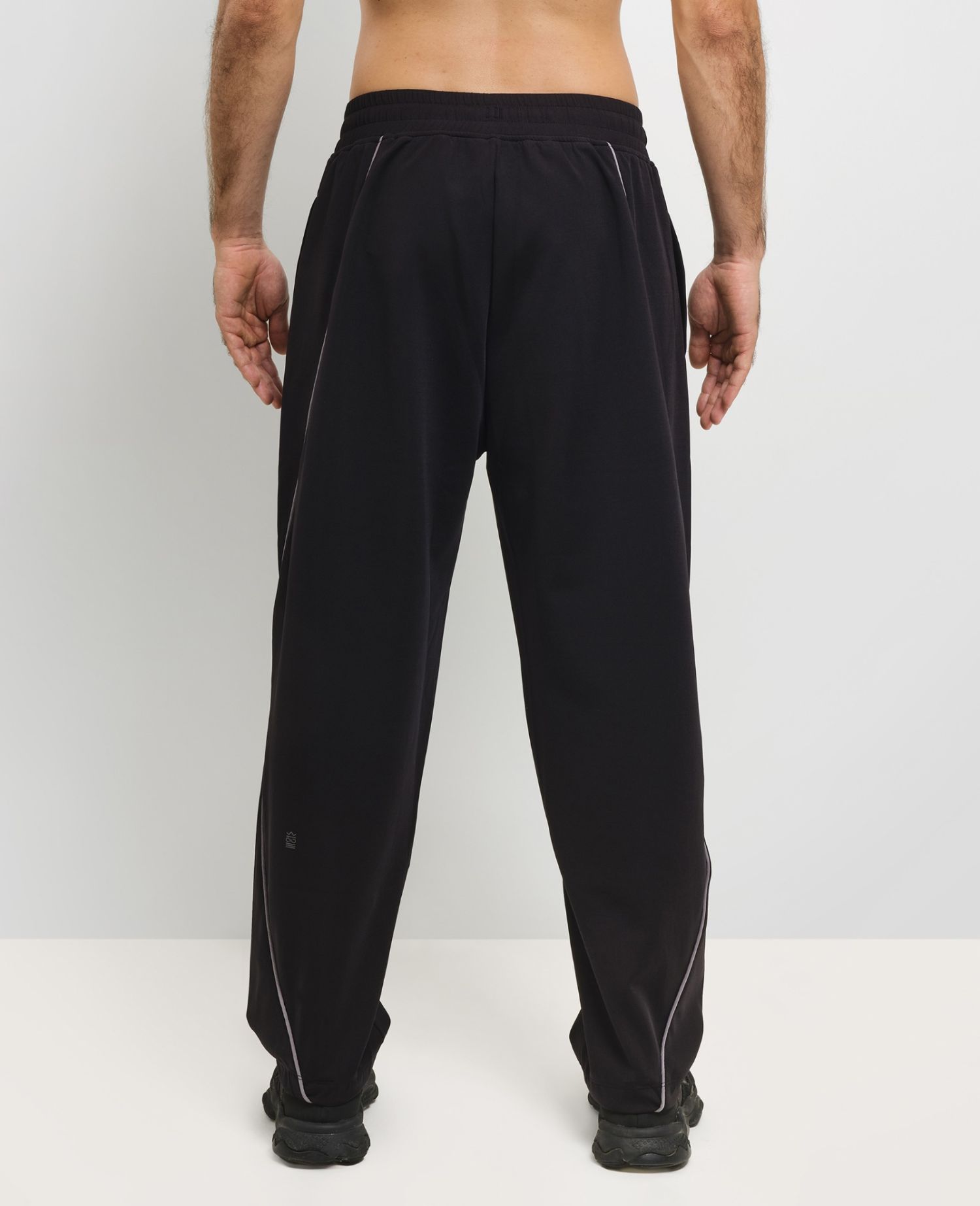 main product photo Piping Relaxed-fit Trousers Black