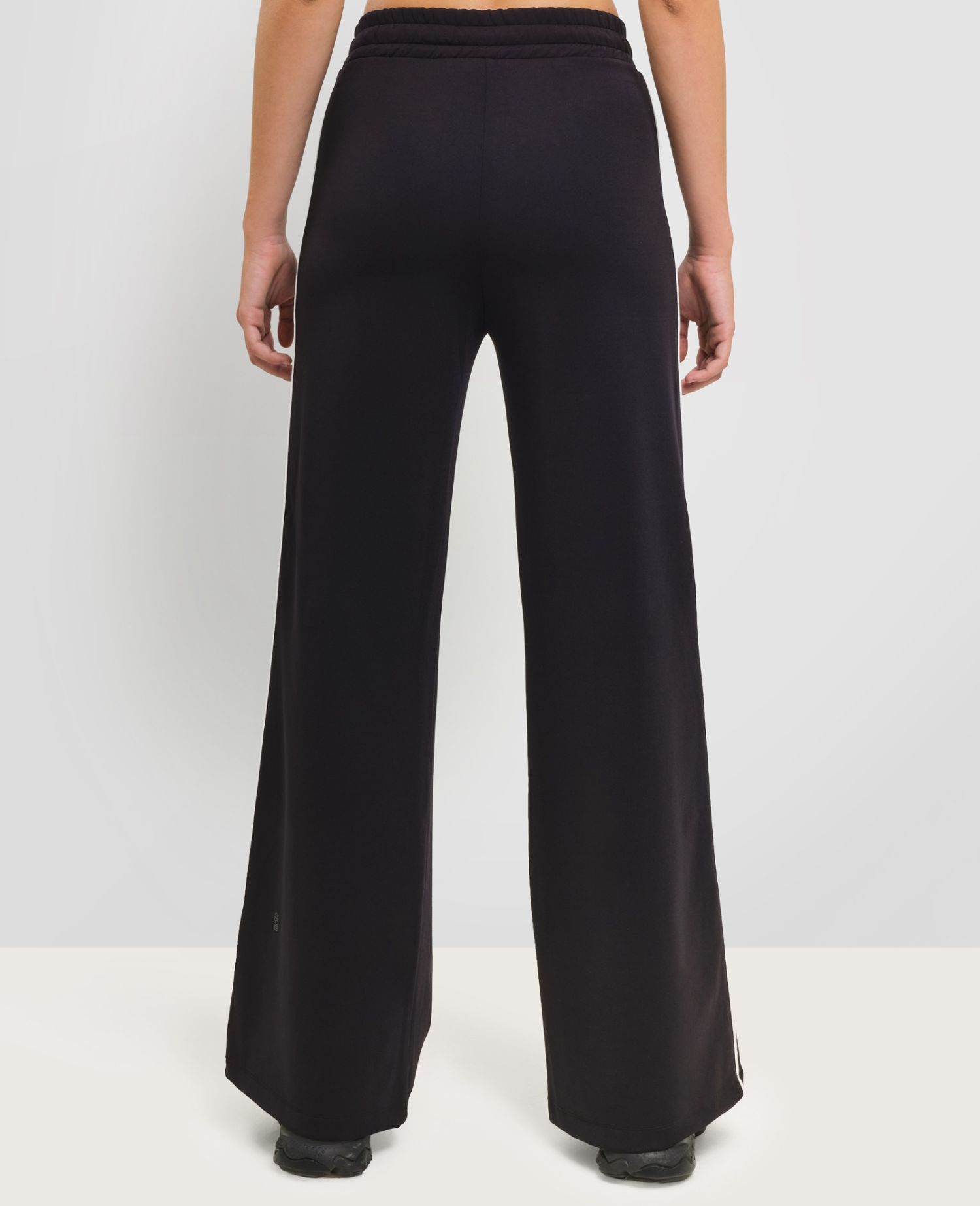 main product photo Piping Wide-leg Trousers Nero
