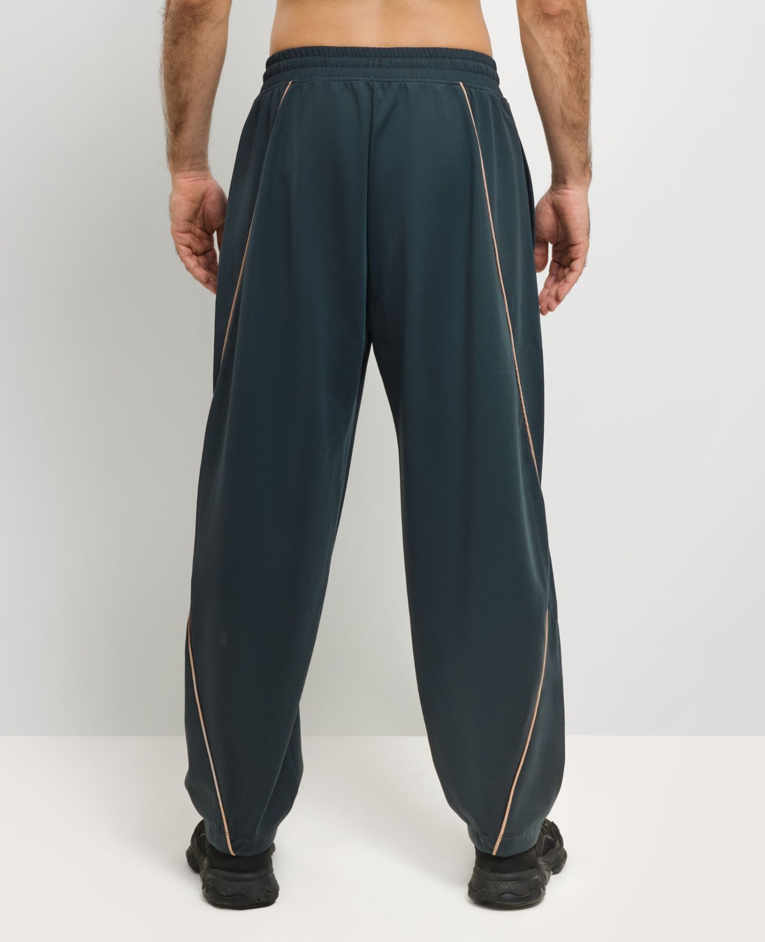 main product photo Piping Relaxed-fit Trousers Green