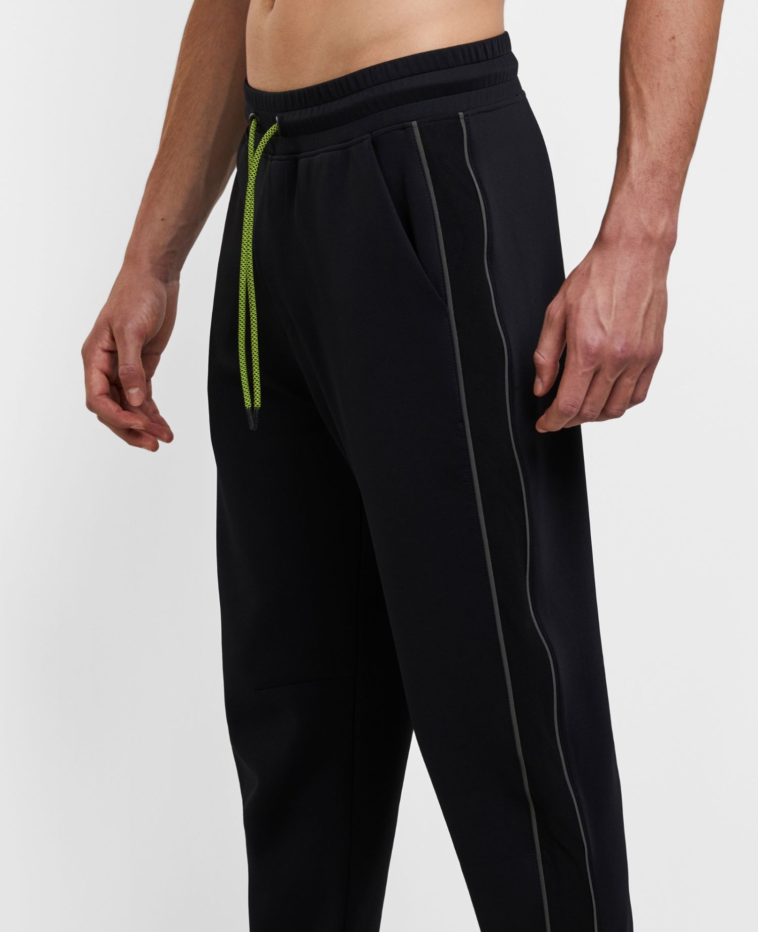 main product photo Daring Joggers Black - Man