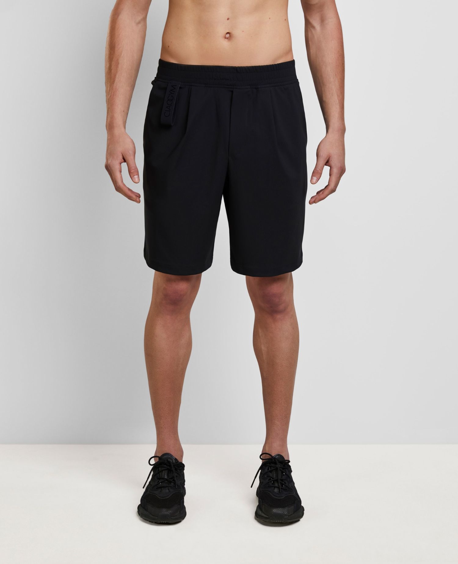 Essential Pleated Shorts Black - Man