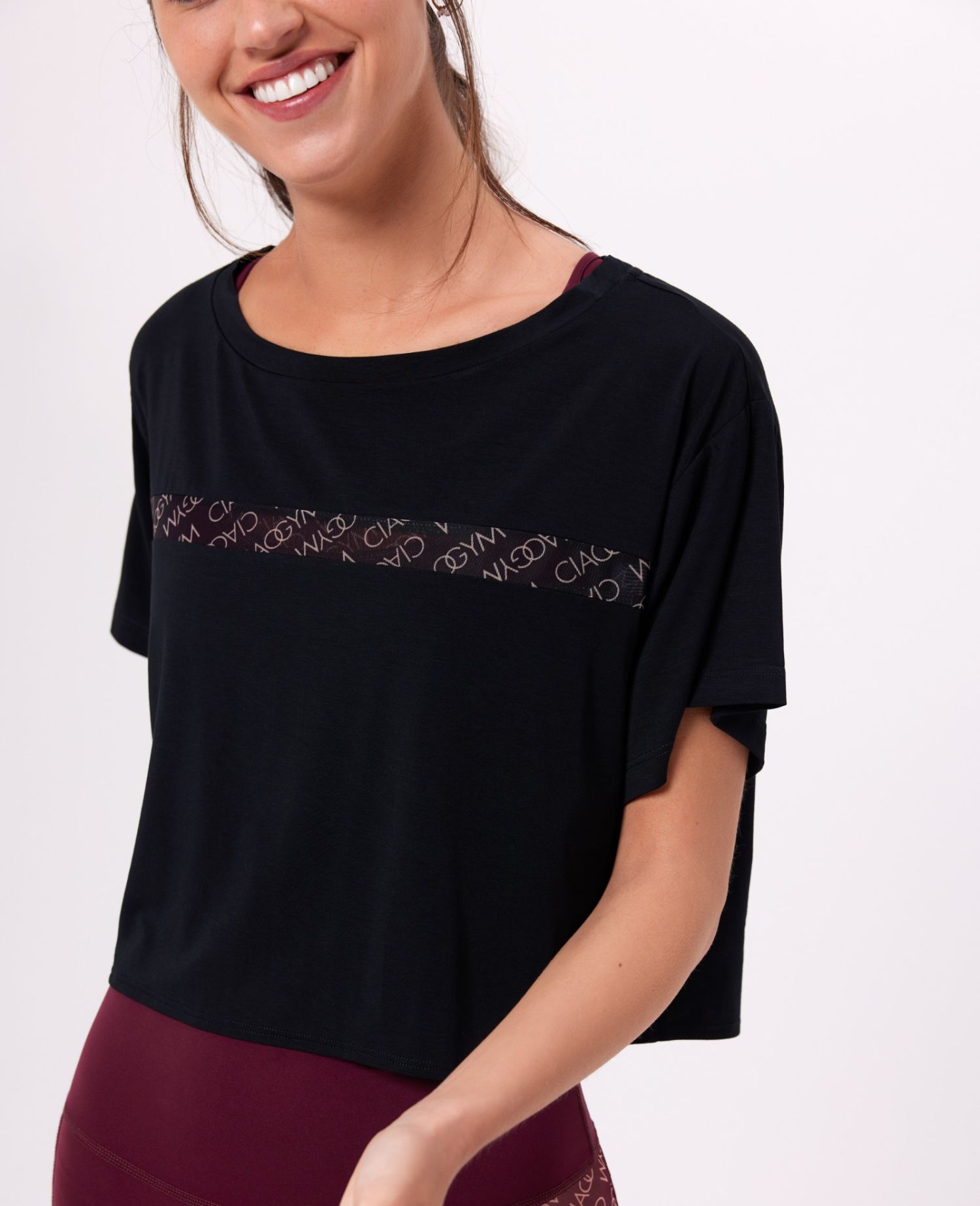 All Over Me Cropped T-shirt Nera