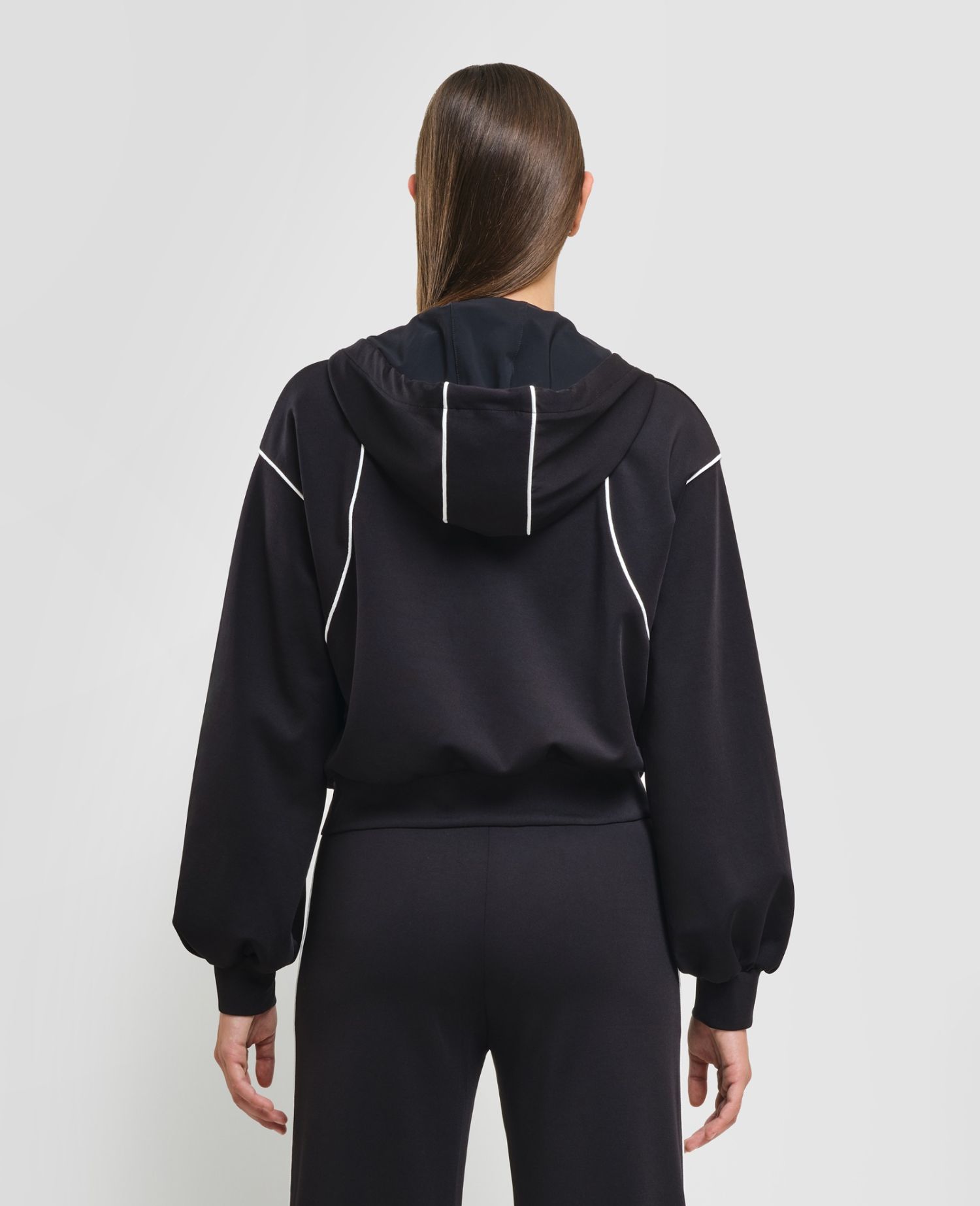 main product photo Piping Zip Hoodie Nero