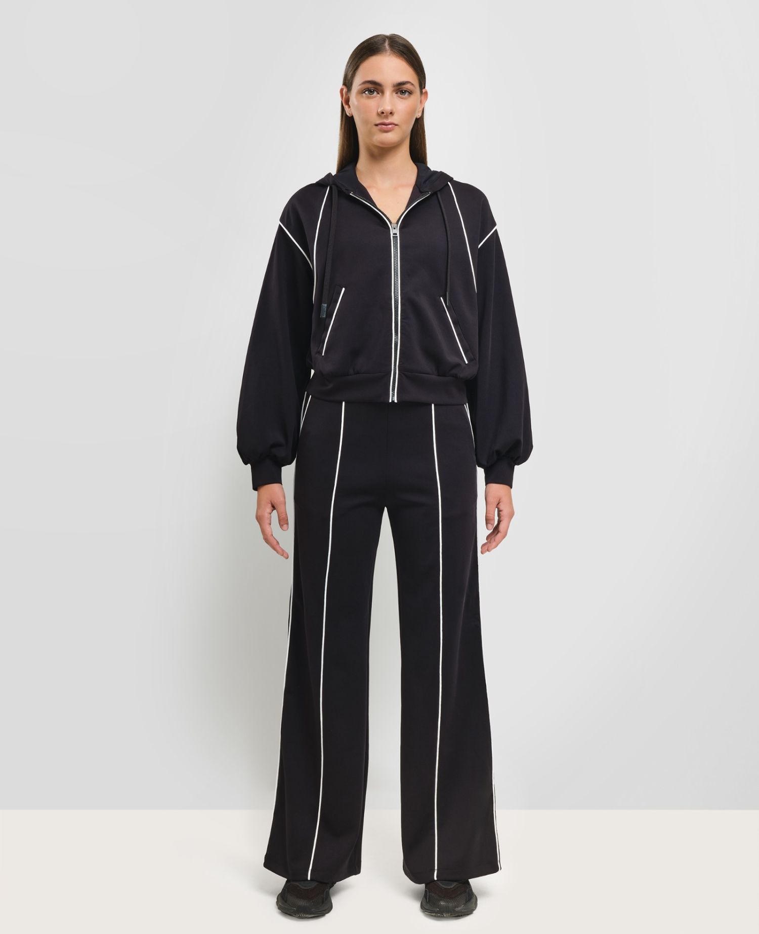 main product photo Piping Wide-leg Trousers Nero