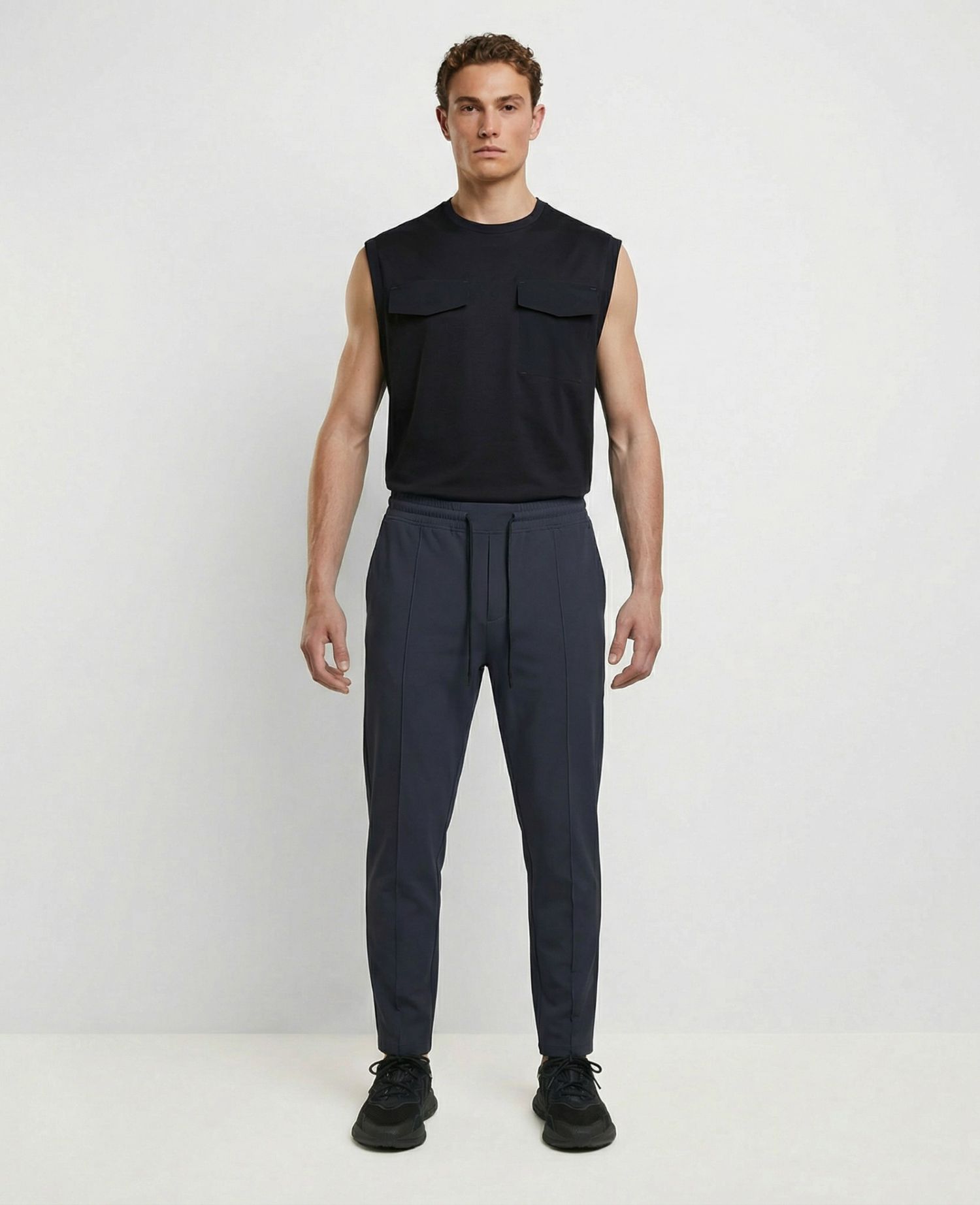 main product photo Essential Casual Trousers Black - Man