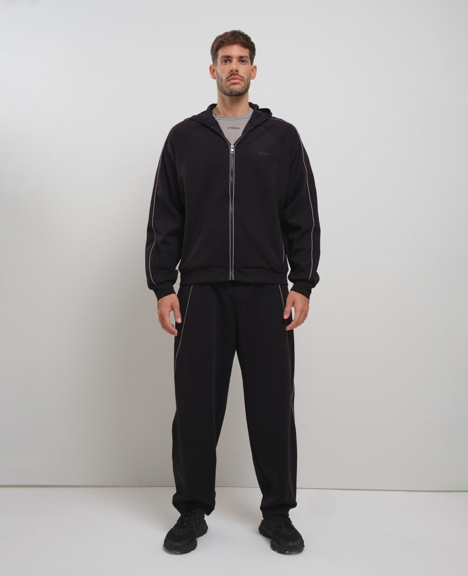 Piping Relaxed-fit Trousers Black